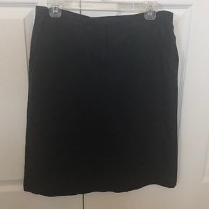 Simple navy blue skirt 💙